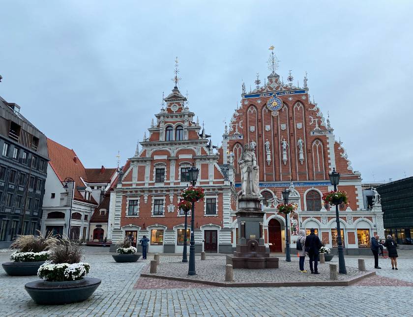 Urgent : Riga et l’ensemble de la Lettonie se reconfinent le 21 octobre (ça tombe bien, on y est 🥴 🤦‍♀️ 🤦)