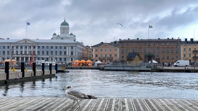 Se déplacer à Helsinki et dans toute la Finlande : trains, bus, ferries et voitures de location